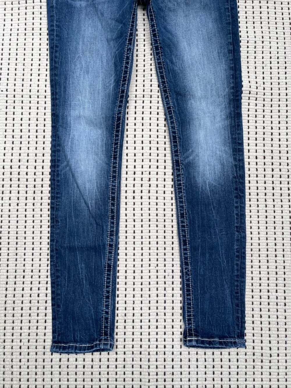 Miss Me Standard Skinny Mid Rise Button Pocket Jeans Size 30 Western - Picture 2 of 8